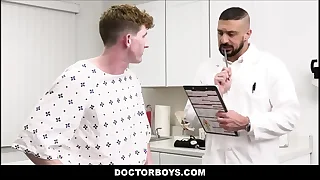 Virgin Straight Twink Triune With Two Cheerful Doctors - Max Lorde, Jesse Zeppelin, Marco Napoli
